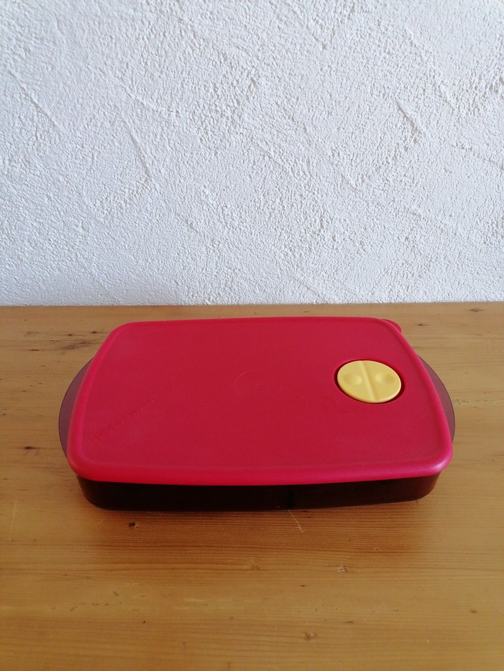 Tupperware Contenitori & Simili: Tupperware Mikrowellen Transportbehäter – Nuovo (secondo la descrizione) da ennetmoos venduto da Andy770098