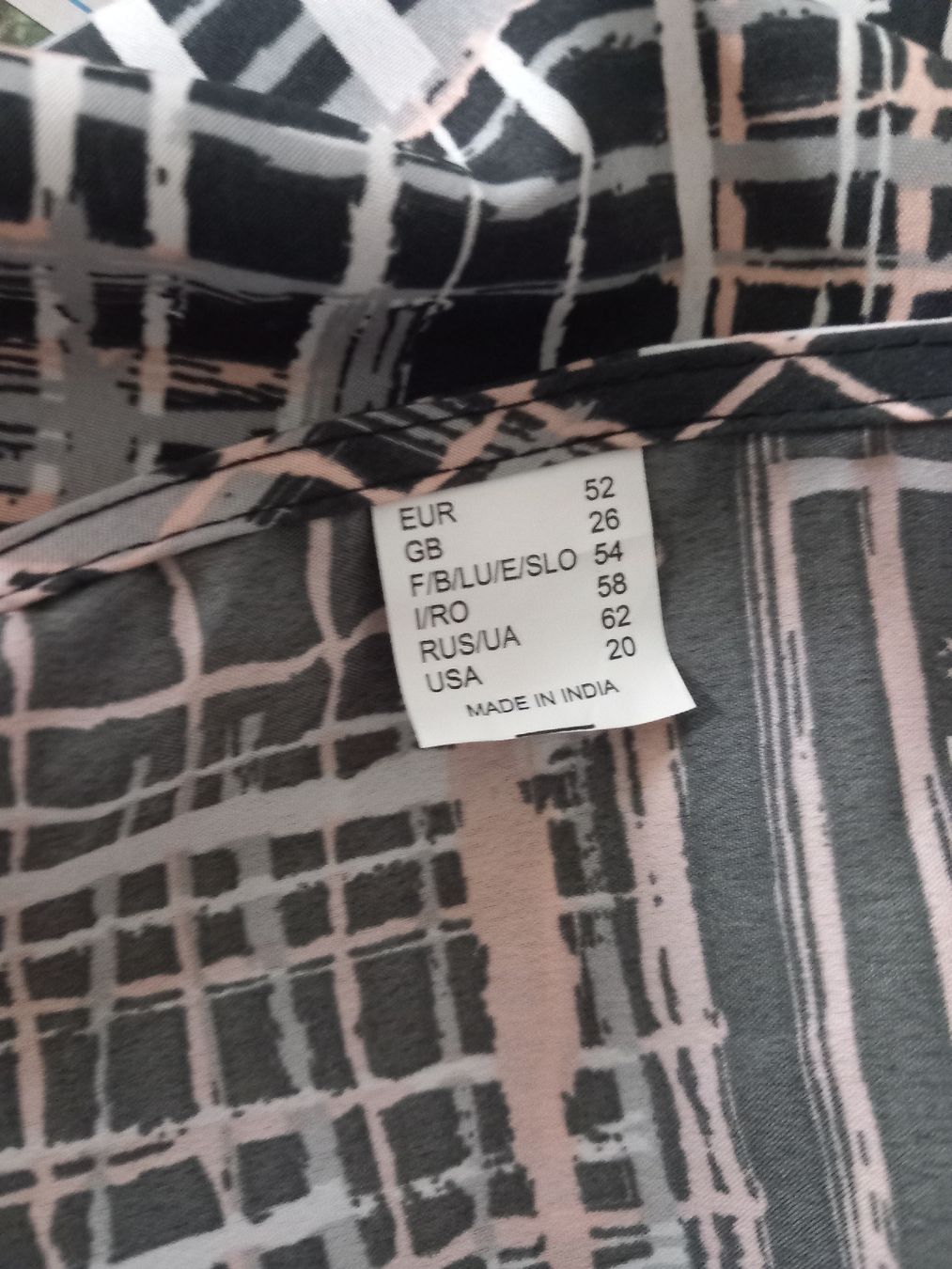 T-shirt: Damen Sweat Shirt – Nuovo (secondo la descrizione) da Biberist venduto da lsr_z9lv 2