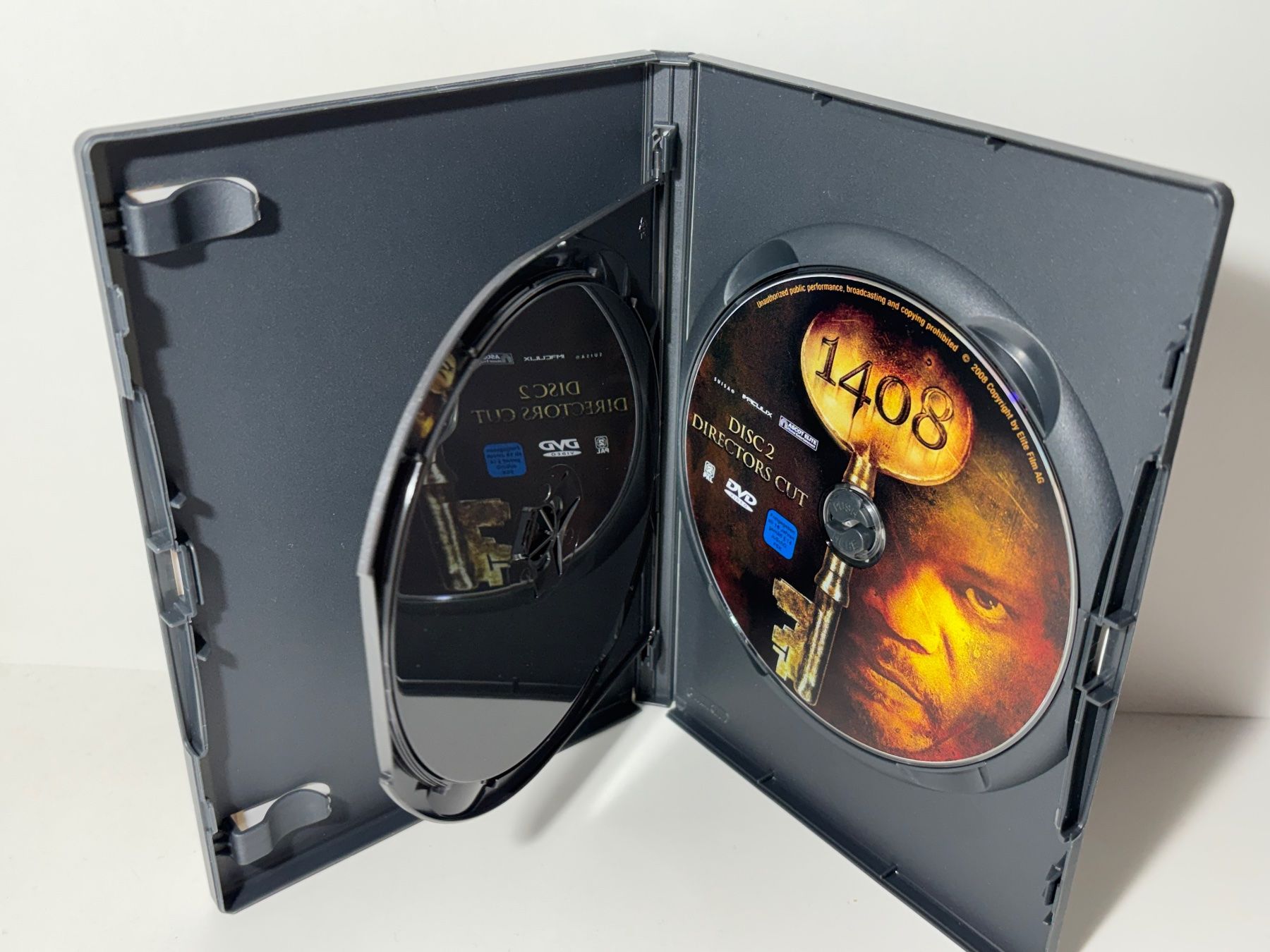 Tous les DVDs: Zimmer 1408 DVD – D'occasion à Wilderswil par Sstriker 3