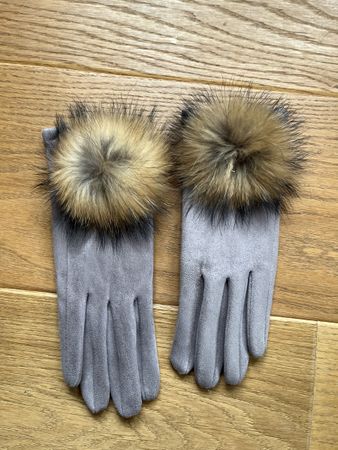 Winterhandschuhe, grau mit Fellbommel - Grösse M, neu!