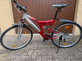 Mountainbike: CROSSWIND 1.7 vollgefedert rot/silber