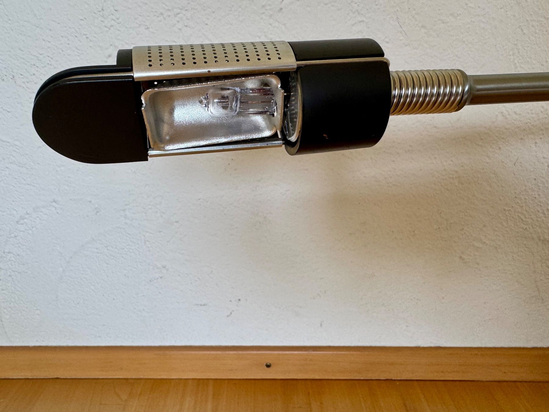 Lampade: Porsche Design Tischleuchte – Usato da Kilchberg ZH venduto da Le_Vasseur 2