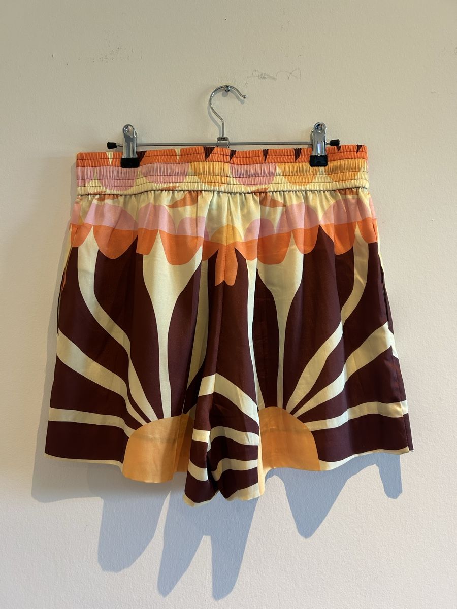 Sandro Camicette: Sandro x Louis Barthélemy Bluse & Shorts – Usato da Aeugst am Albis venduto da schatzkistee 9