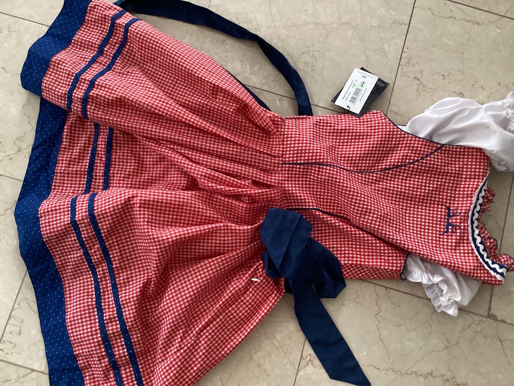 Vestiti: Wiesnkönig Dirndl mit Bluse – Nuovo (secondo la descrizione) da Flüelen venduto da ne08 2