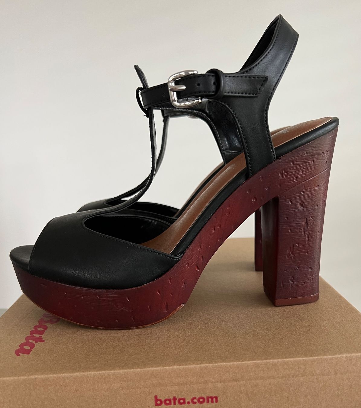 Chaussures femmes: Sandalen Bata – Neuf avec emballage d'origine à Rothenburg par rana7666 1