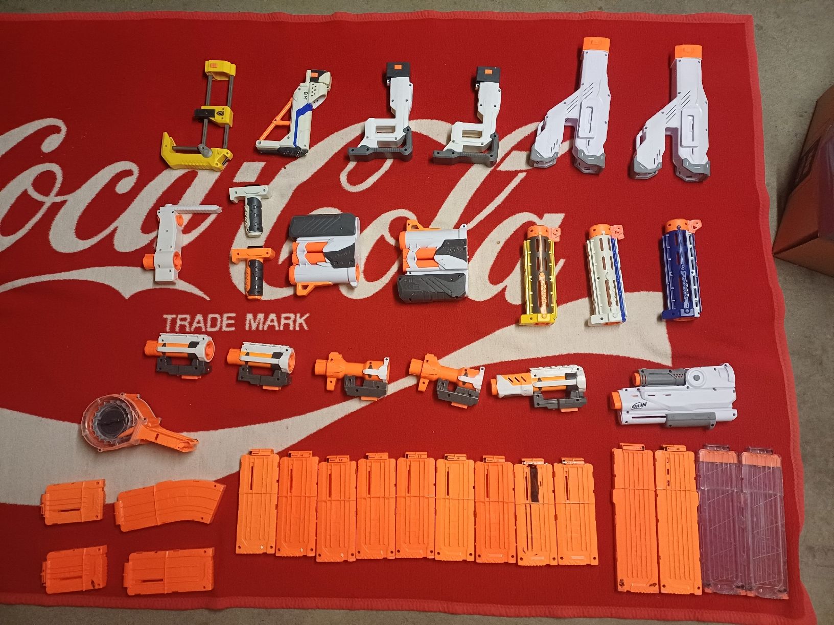 Nerf Jouets: Prix négociable : Nerf x30 & accessoires – D'occasion à Lussy FR par vic_9mft 5