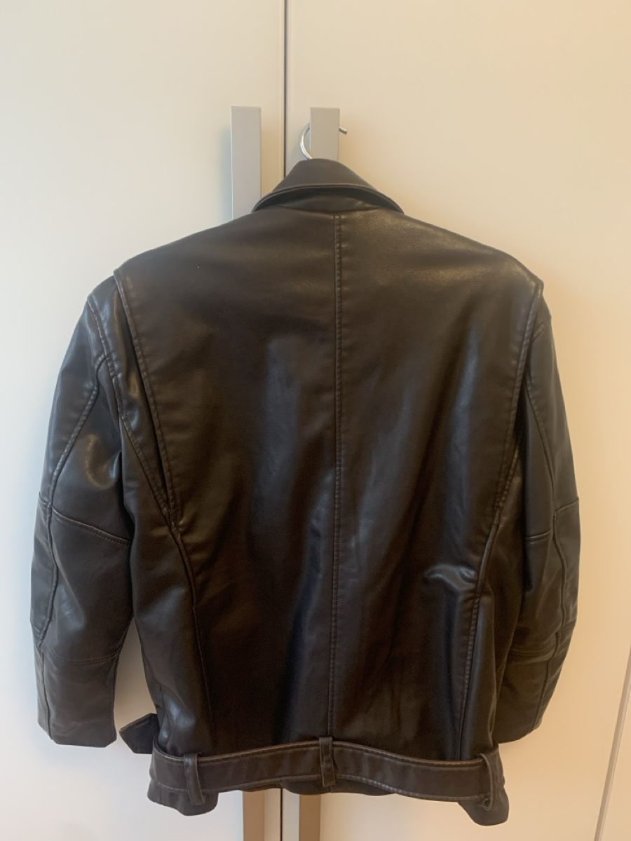 Zara Giacche: Zara Kunstlederjacke, Grösse XS, eher oversize. Top Zustand. – Usato da Wängi venduto da JALE04 4