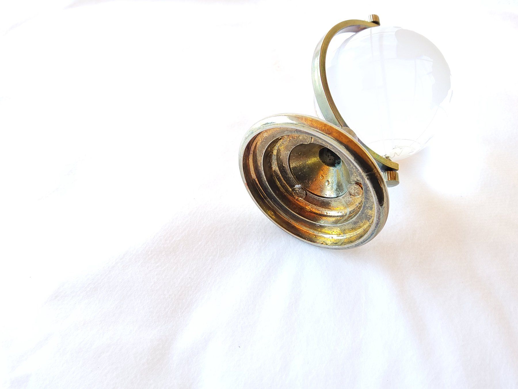 Altro in Decorazioni & Accessori: Mini globe terrestre en verre vintage  – Usato da Malleray venduto da Broc-antique 2