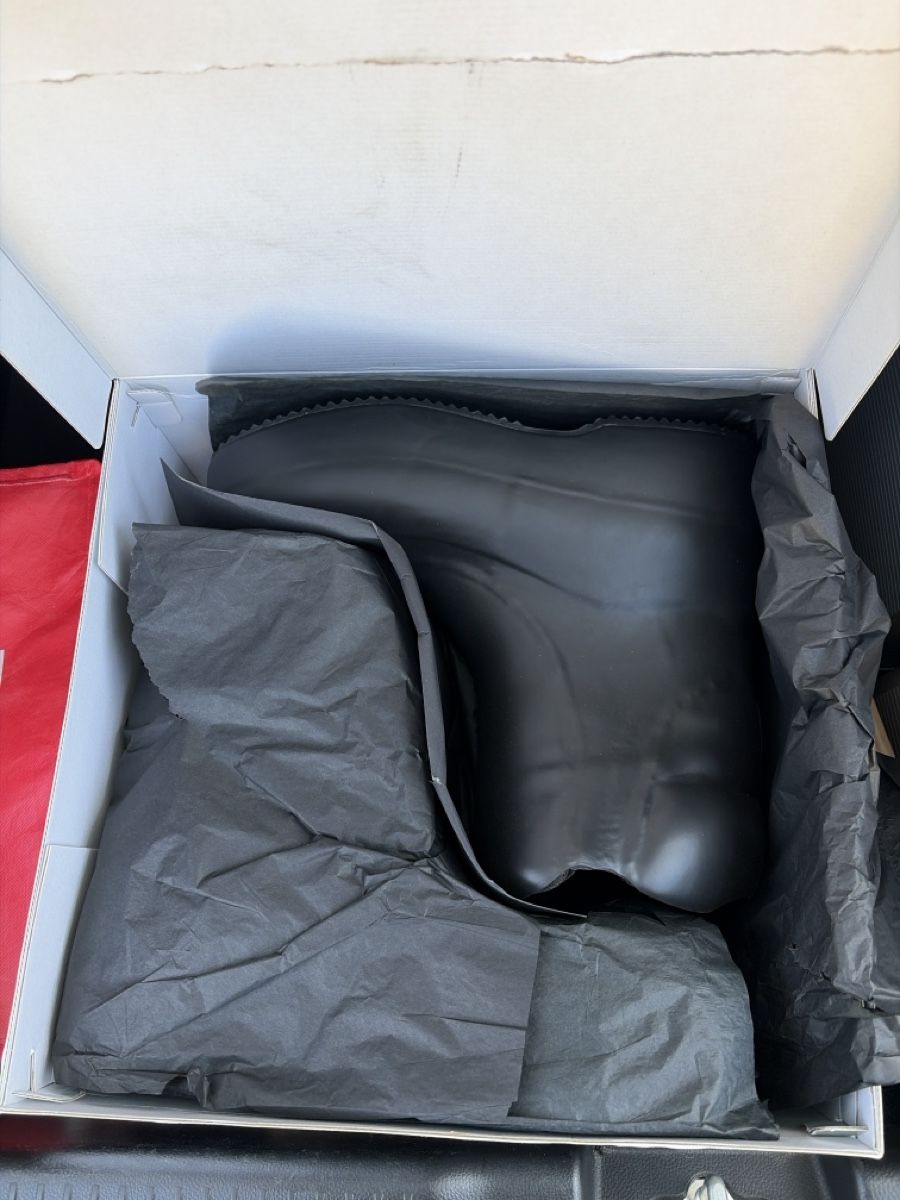 Chaussures hommes: Yeezy SL-03 us10 / Neu – Neuf avec emballage d'origine à Wittenbach par therealmoonstone