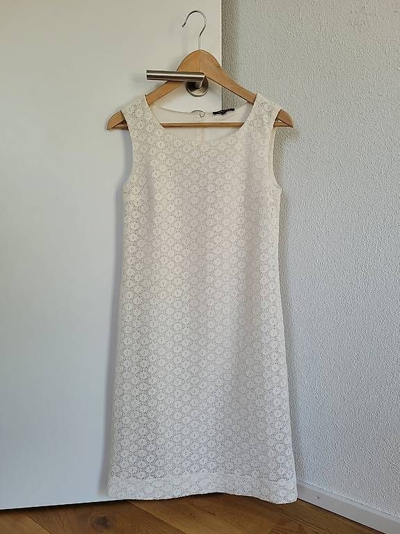 More & More Robes: More&More Etuikleid – D'occasion à Rebstein par cla_9rxm