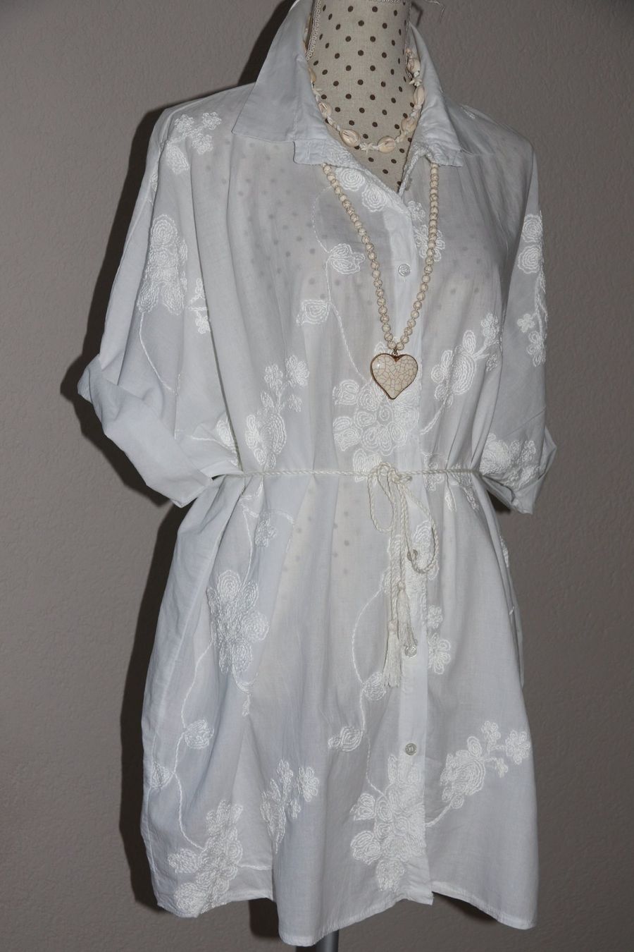 Tuniche: Neue Wunderschöne Bluse / Tunika / Blusenkleid Gr.M-L – Nuovo (secondo la descrizione) da Oberwil-Lieli venduto da Svetlana28 2