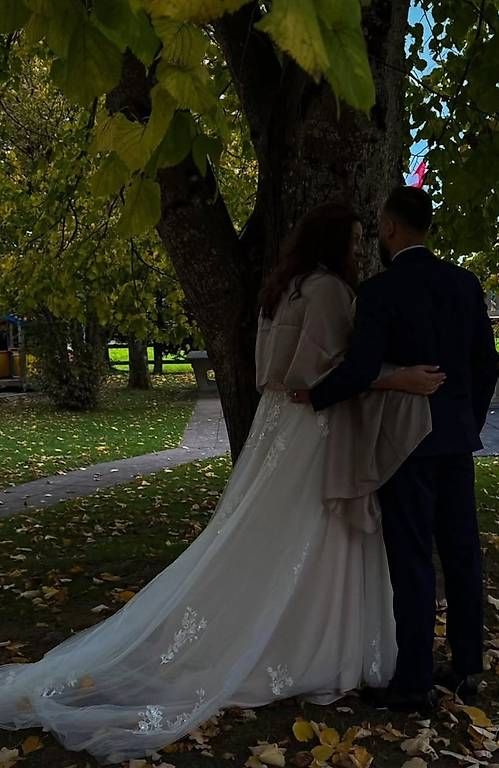 Kleider: Robe de mariée – Gebraucht aus Territet von tan_7rwj