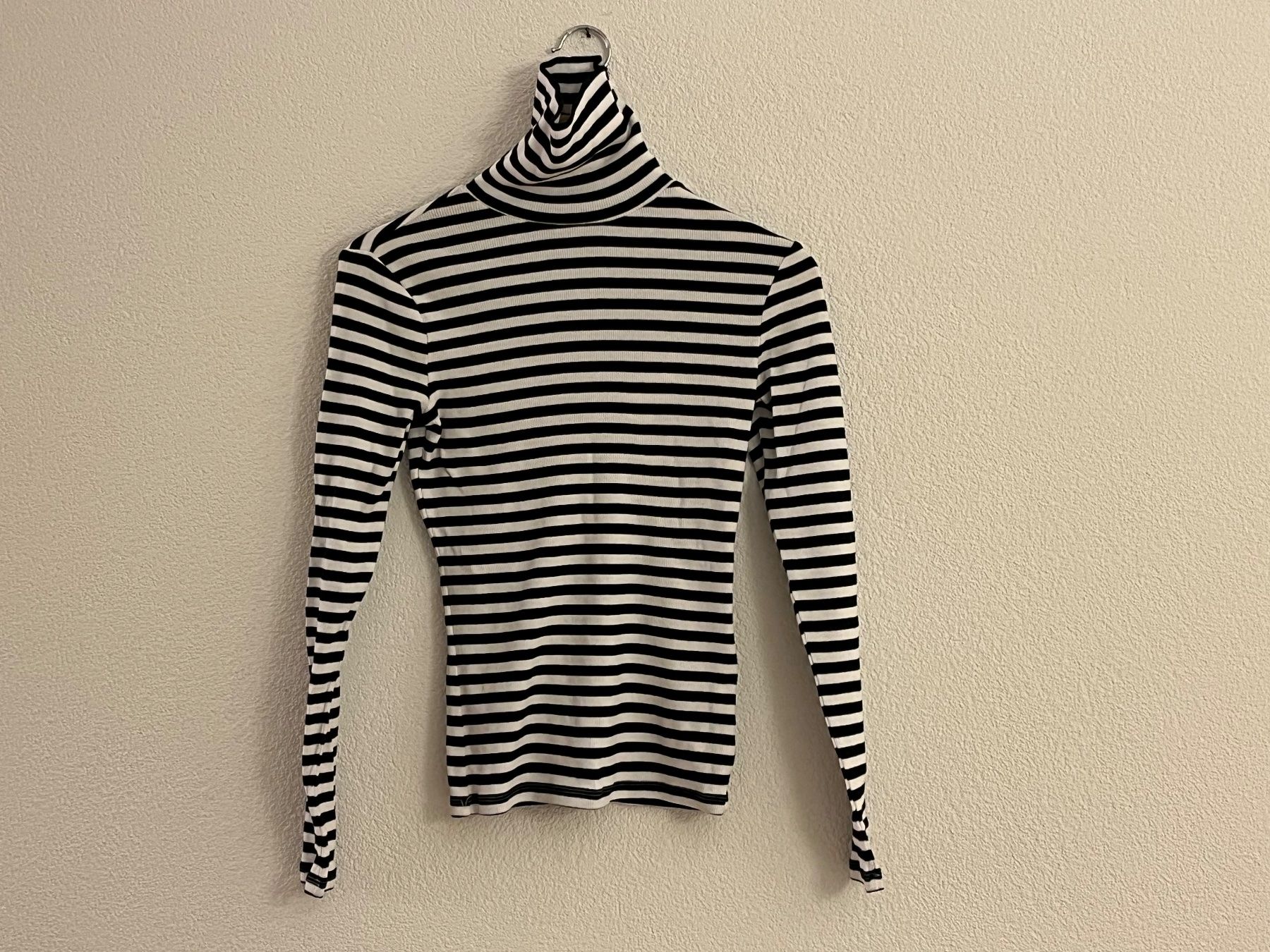 Levi's Top: Levis Rollkragenpullover/Top GrXS – Usato da Wollerau venduto da bri_s9qv