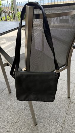 Dunkelblaue Crossbodytasche von Bree