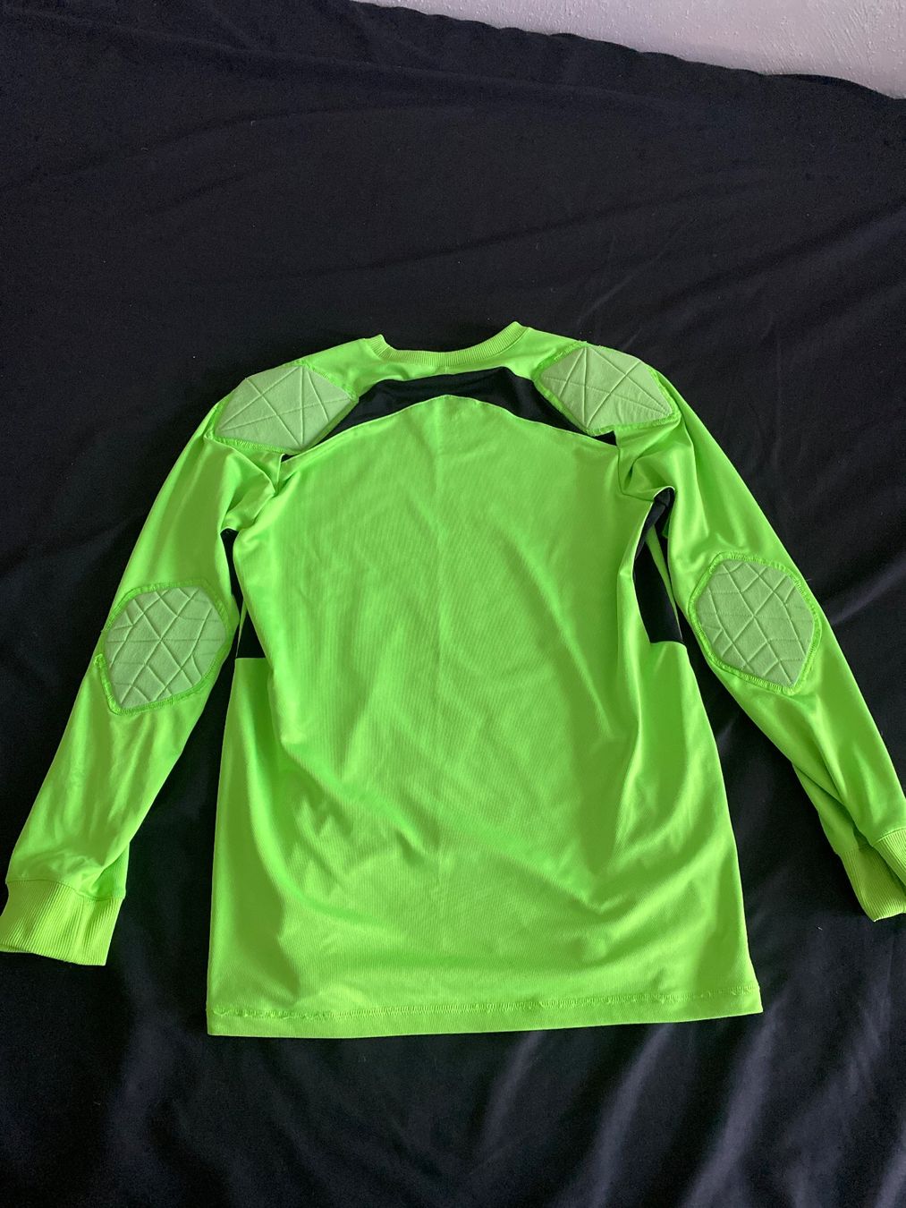 Decathlon Leibchen & Hosen: Torwarttrikot 10-12 Jahre – Gebraucht aus Wangen b. Olten von janfon 1
