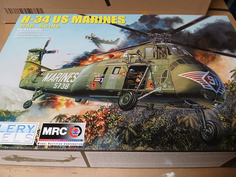 H-34 US Marine 1/48 Gallery Models (Neu und originalverpackt) in Murg ...