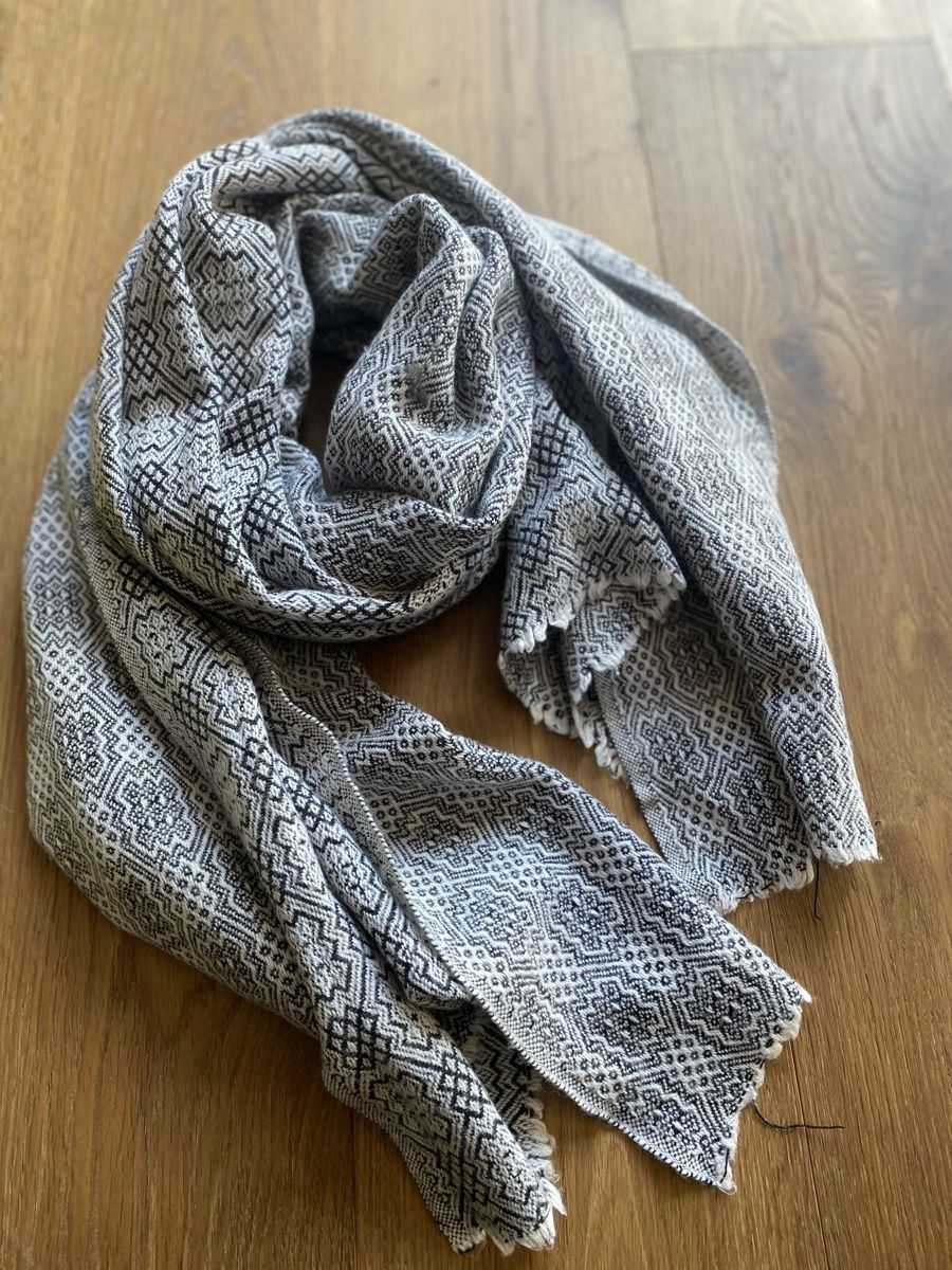 Foulard & Sciarpe: Schal aus Kaschmir – Usato da Kägiswil venduto da mel_58yj
