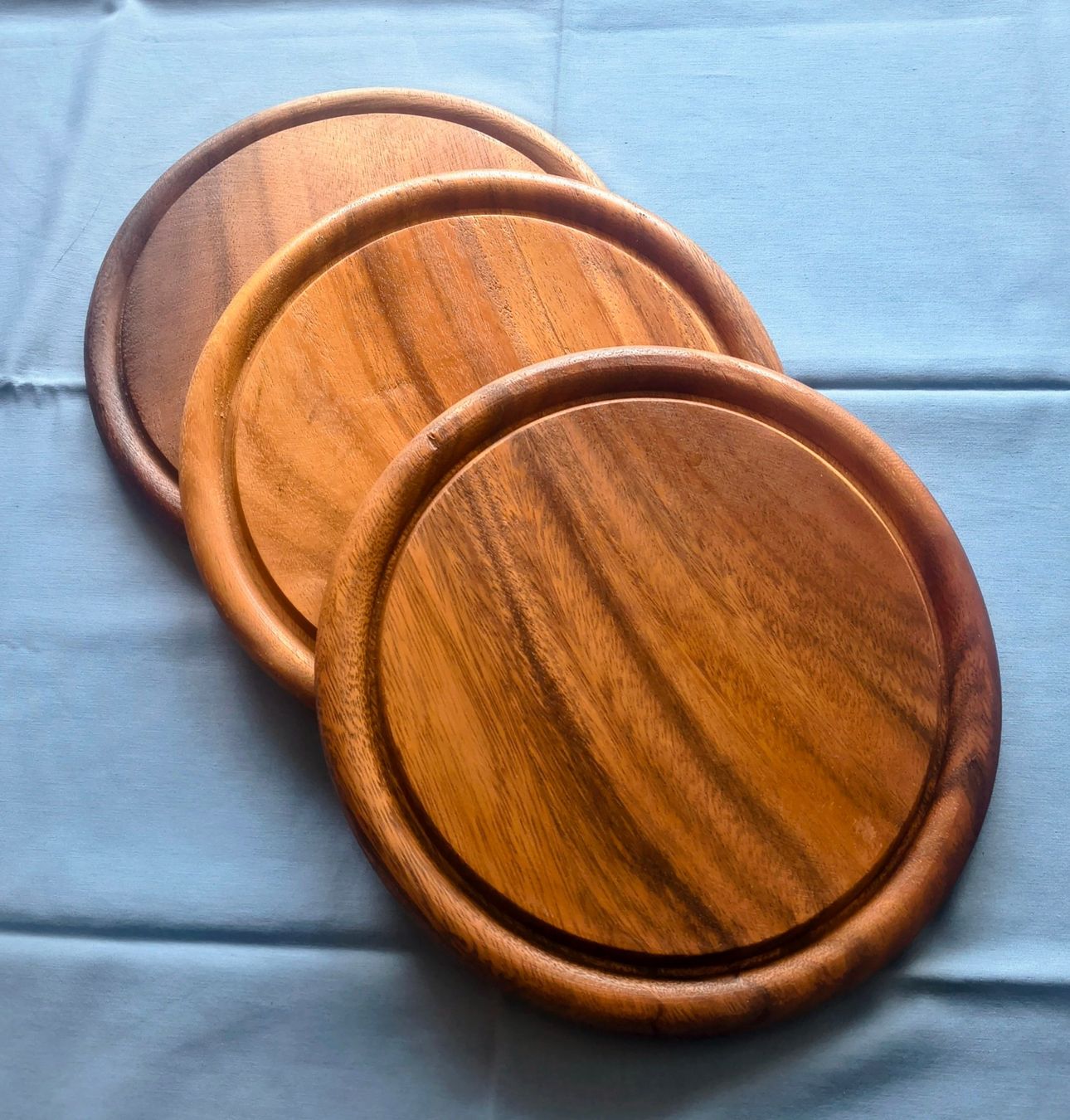 Holzartikel: Servierbretter rund 3er Set Holz 25 cm Durchmesser – Neu (gemäss Beschreibung) aus Pfungen von jungstein