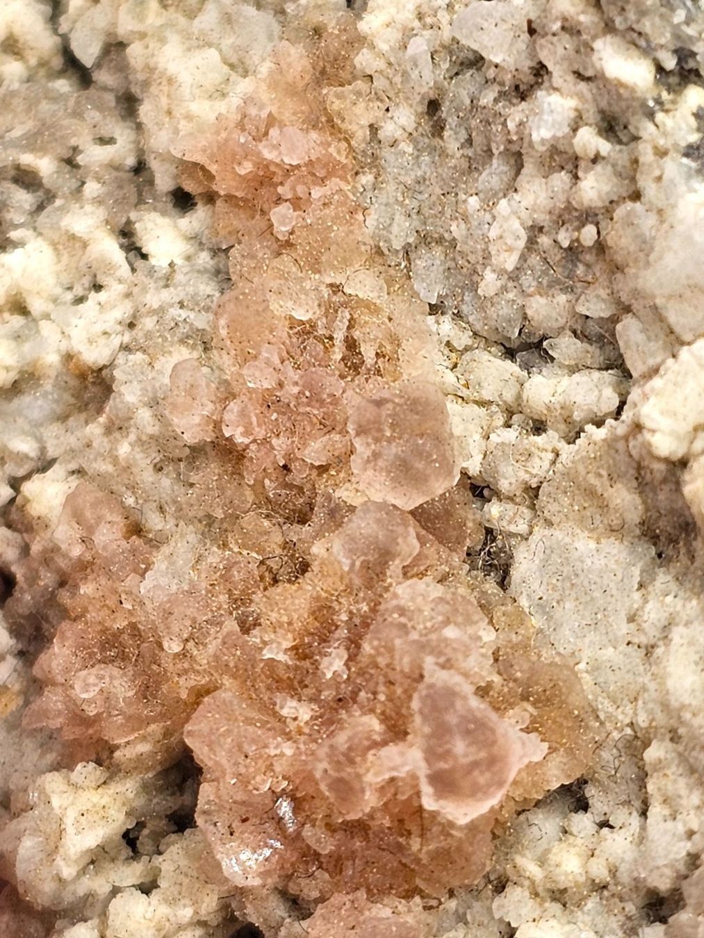 Minerali & Pietre curative: Rosa Fluorite Grimsel Pass, Haslital, Bern – Usato da Figino venduto da minshop 2