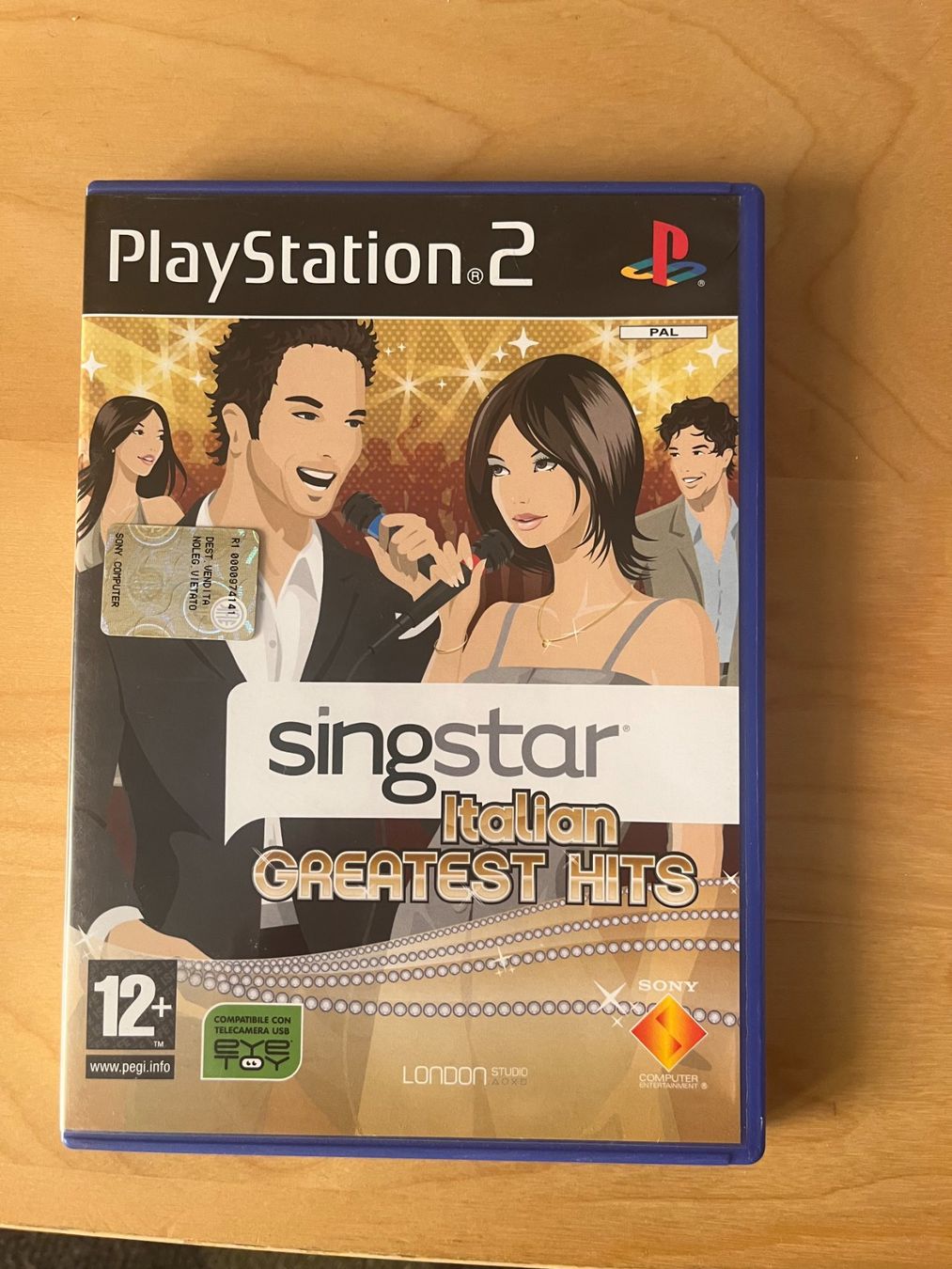 Giochi: Singstar Italian Greatest Hits – Usato da Genève venduto da Moe22
