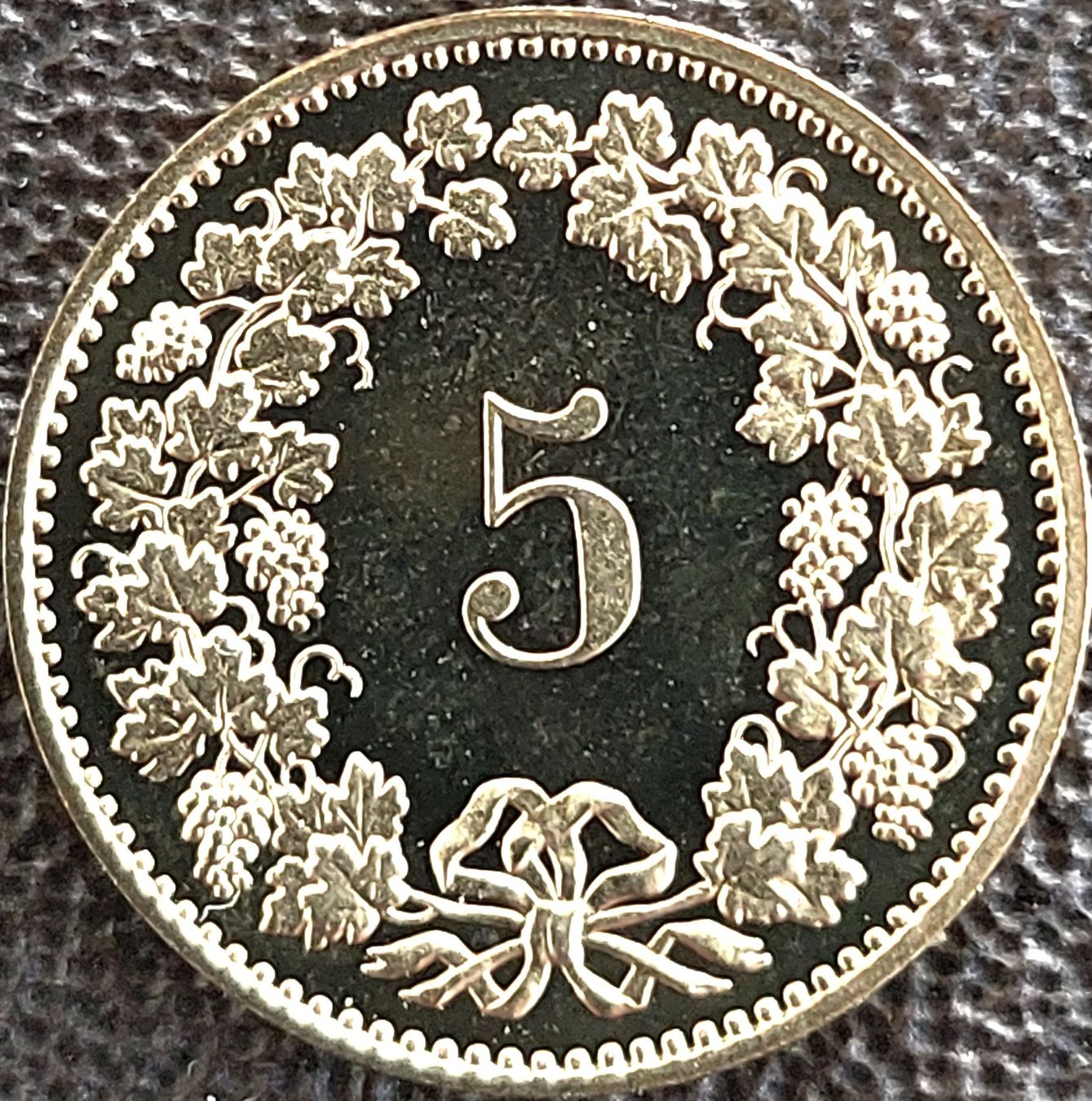Tutti le monete: 5 Rappen 1981 stgl. / aus Münzsatz – Nuovo (secondo la descrizione) da Arch venduto da coinsandmore 1