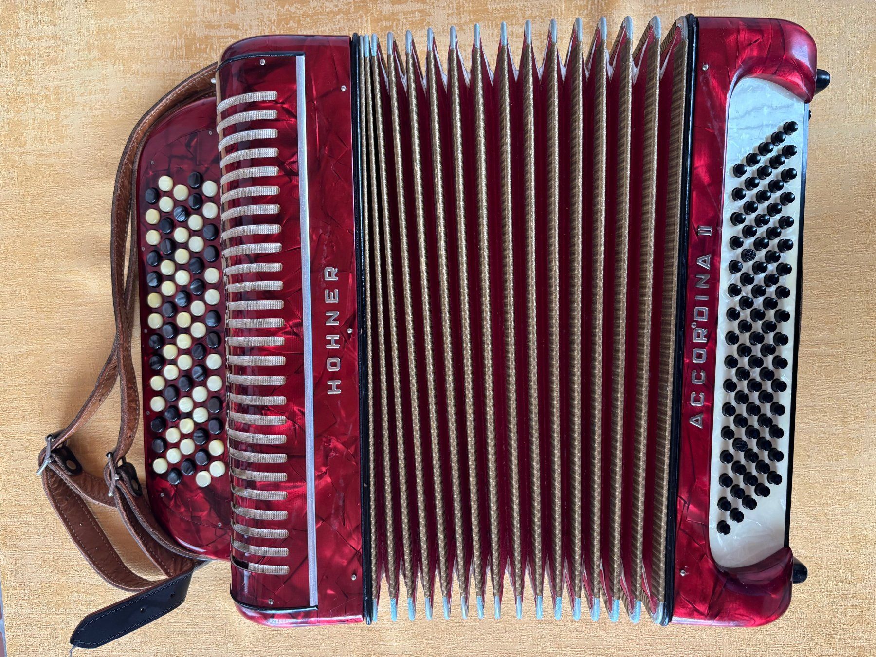 Hohner Musikinstrumente: Akkordeon Hohner Accordina II – Gebraucht aus Arbon von Polpettone47 2