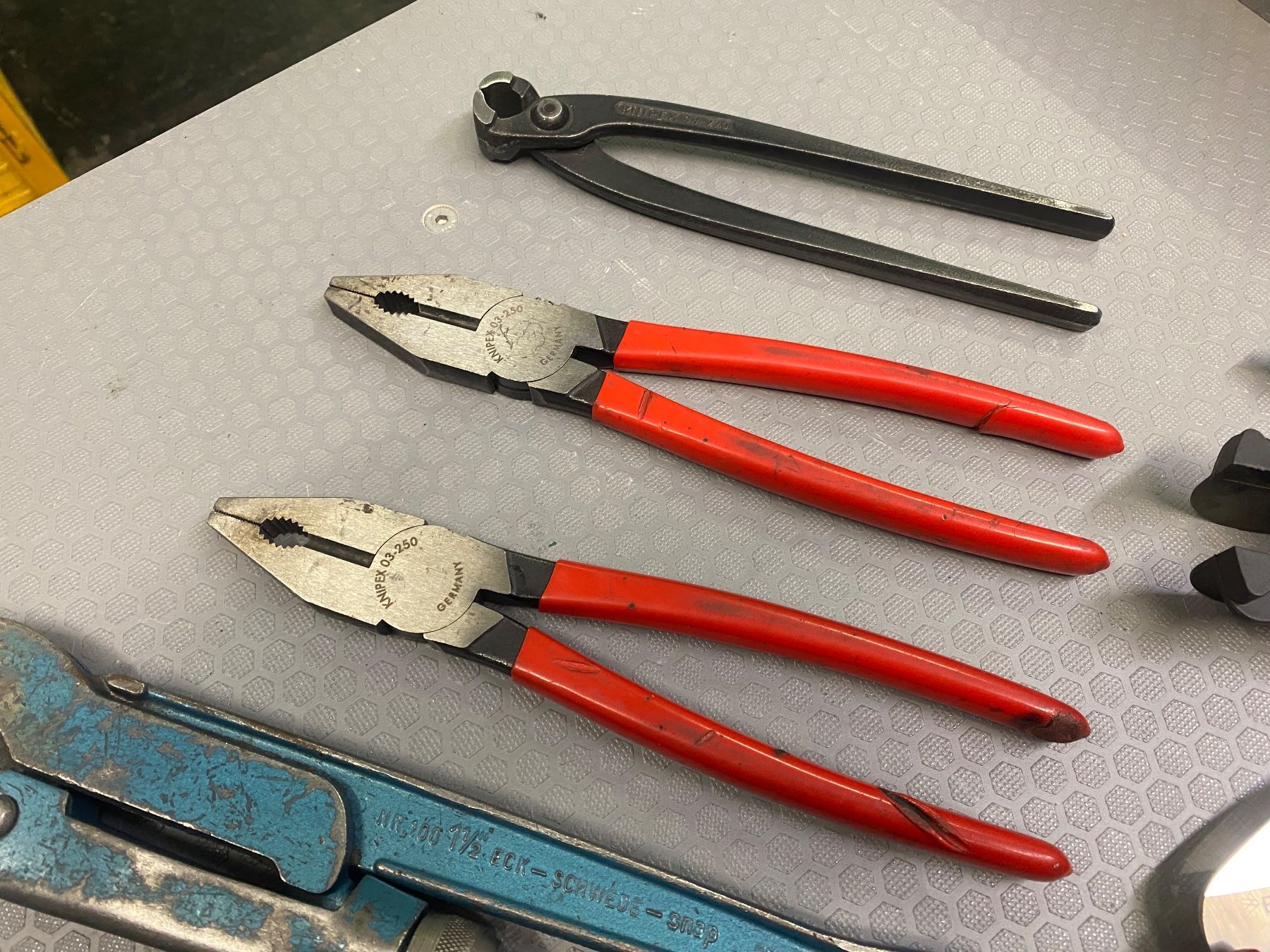 Tous les outils: Posten Zangen – D'occasion à Wabern par HK-Design 2