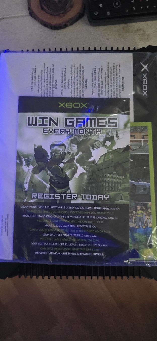 Microsoft Consoles: Pack Xbox Halo 2  – Neuf (Voir description) à Le Noirmont par desoto55 4