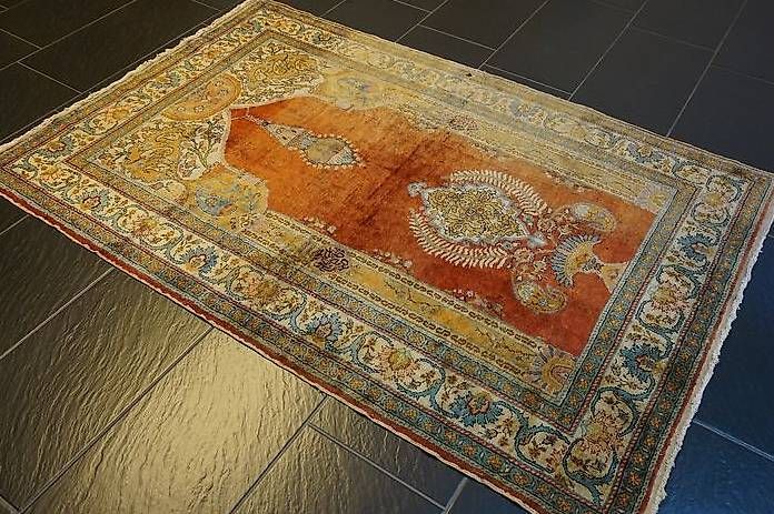Tappeti: Handgeknüpfter Seide-Baumwolle Teppich – Usato da Wohlen AG venduto da tur_gb7n