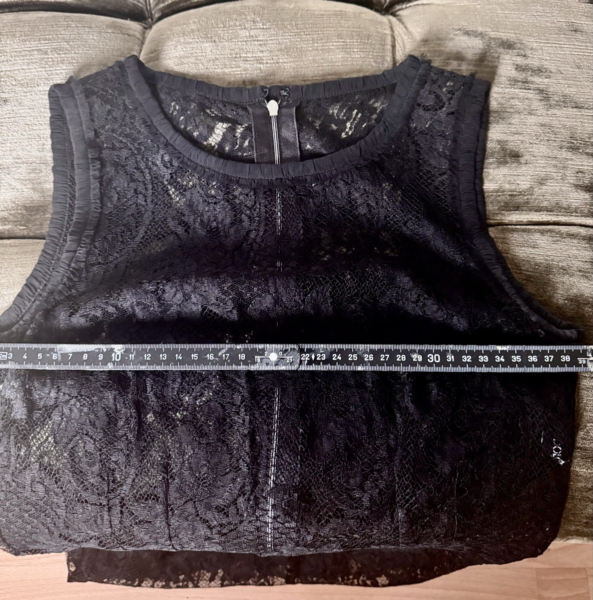Dolce & Gabbana Vestiti: Kleid schwarz Spitze Grösse S neuwertig – Usato da Kilchberg ZH venduto da Suisse500 4