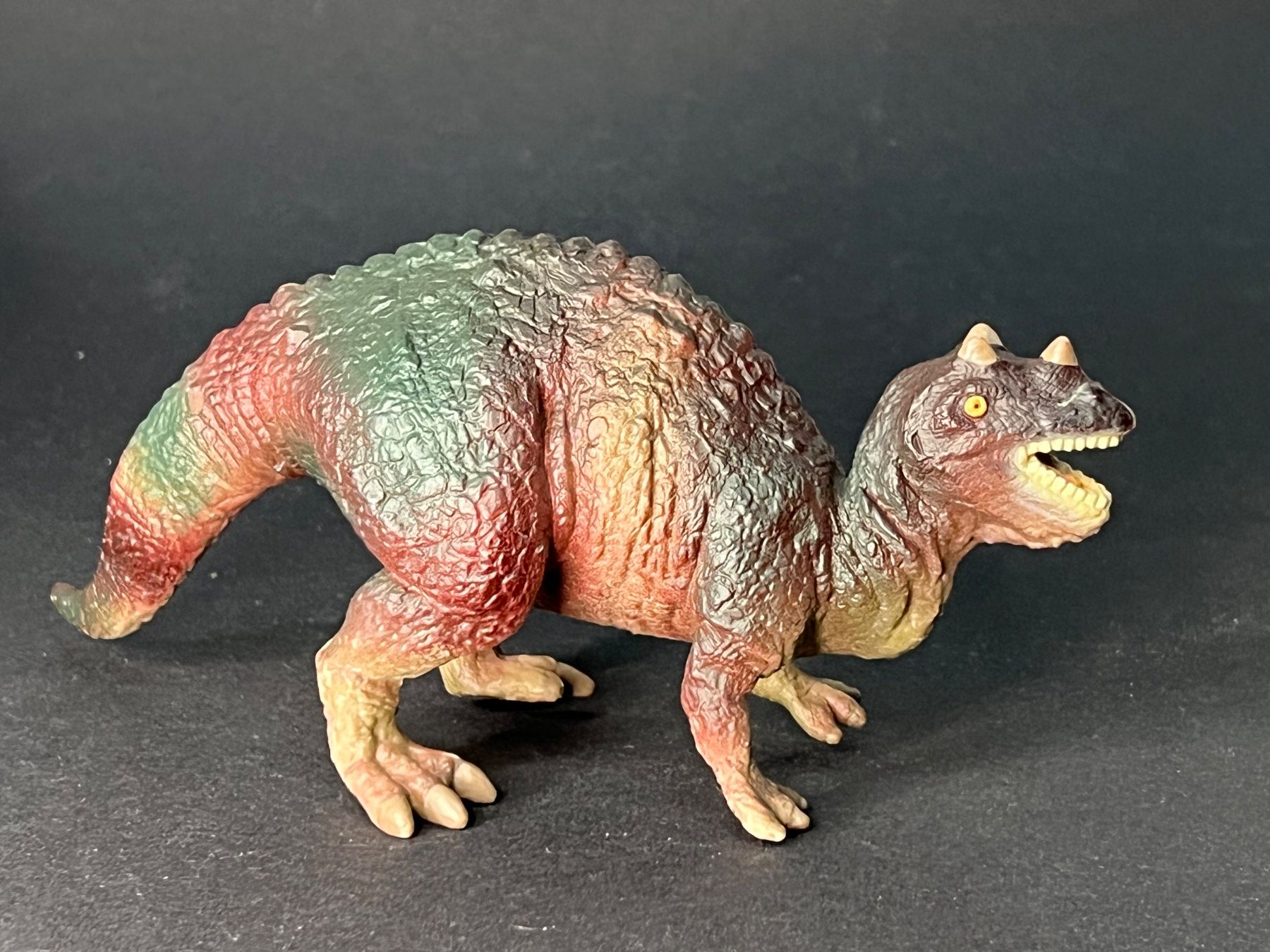 Schleich Figuren: Schleich 16405 Ceratosaurus Dino Dinosaurier – Gebraucht aus Ennetbaden von mapa05 2
