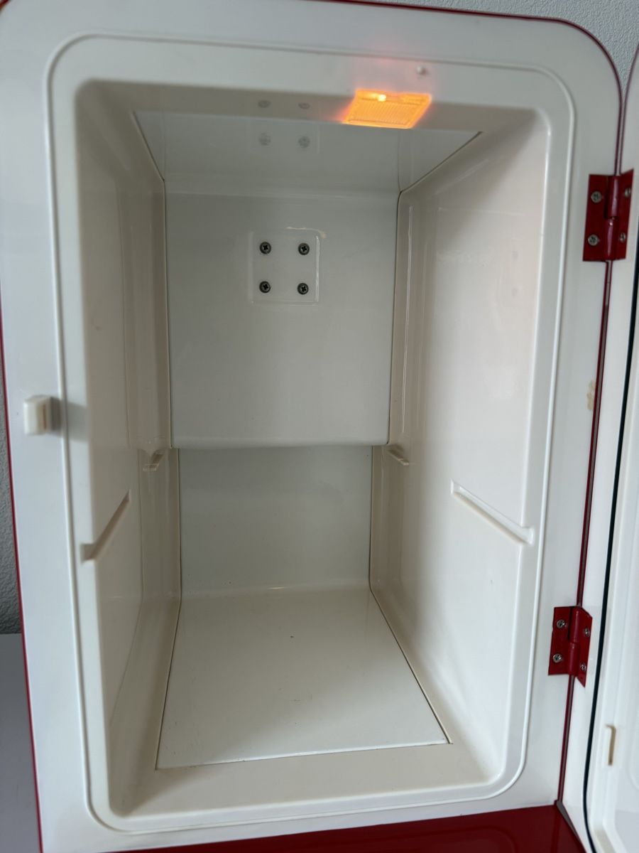 Coca-Cola Frigoriferi: Coca Cola Kühlschrank (Sammelstück) – Usato da Ebikon venduto da Rechsteiner90 1