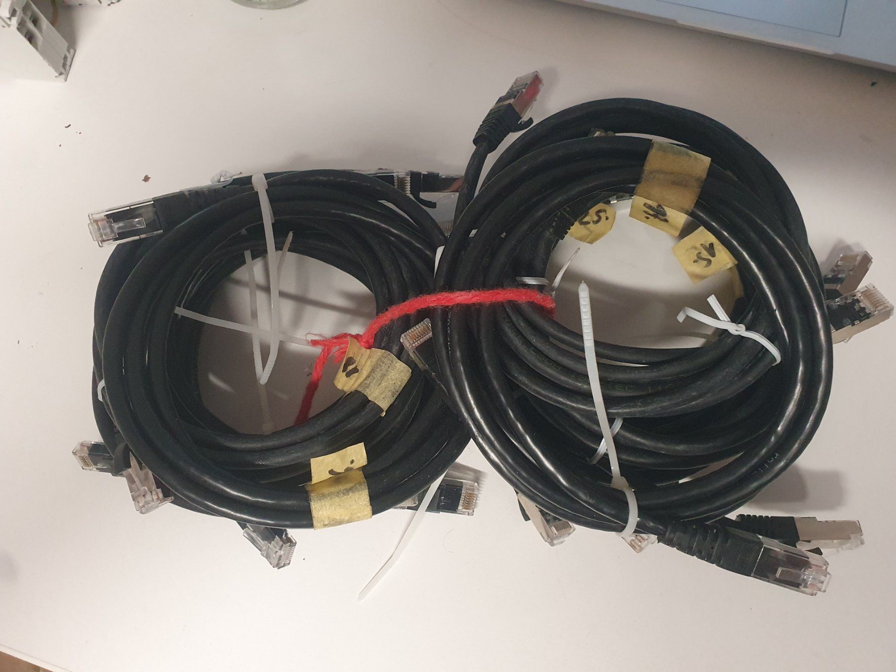 Cavi: Patchkabel cat 6 UKV Kabel 1.5m cat6 150cm – Usato da Zürich venduto da eymen20