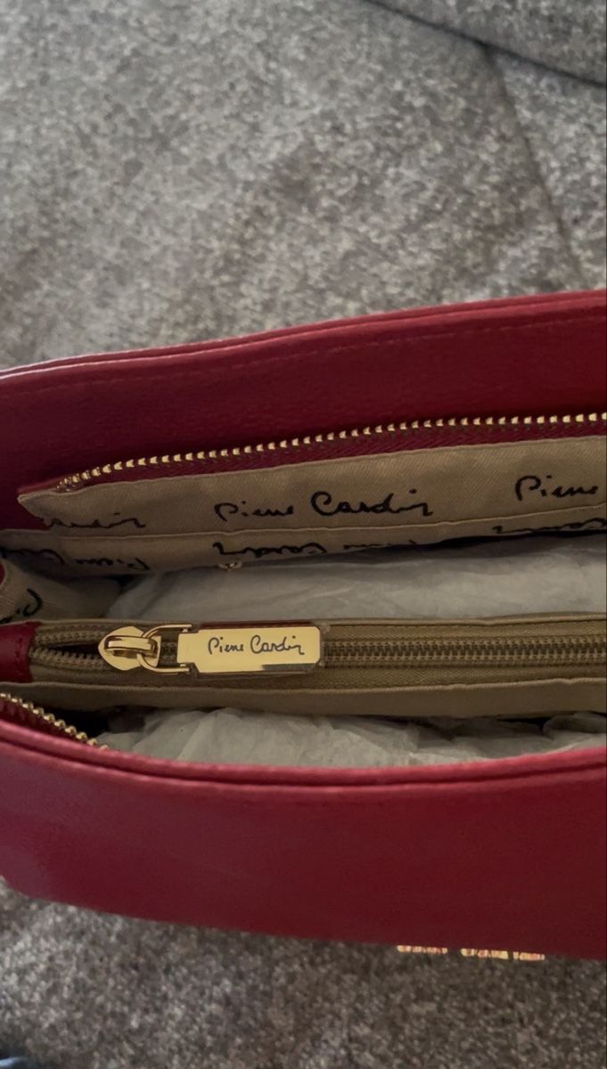 Pierre Cardin Sacs: Sac Pierre Cardin – Neuf (Voir description) à Fully par brunyrac3862 5