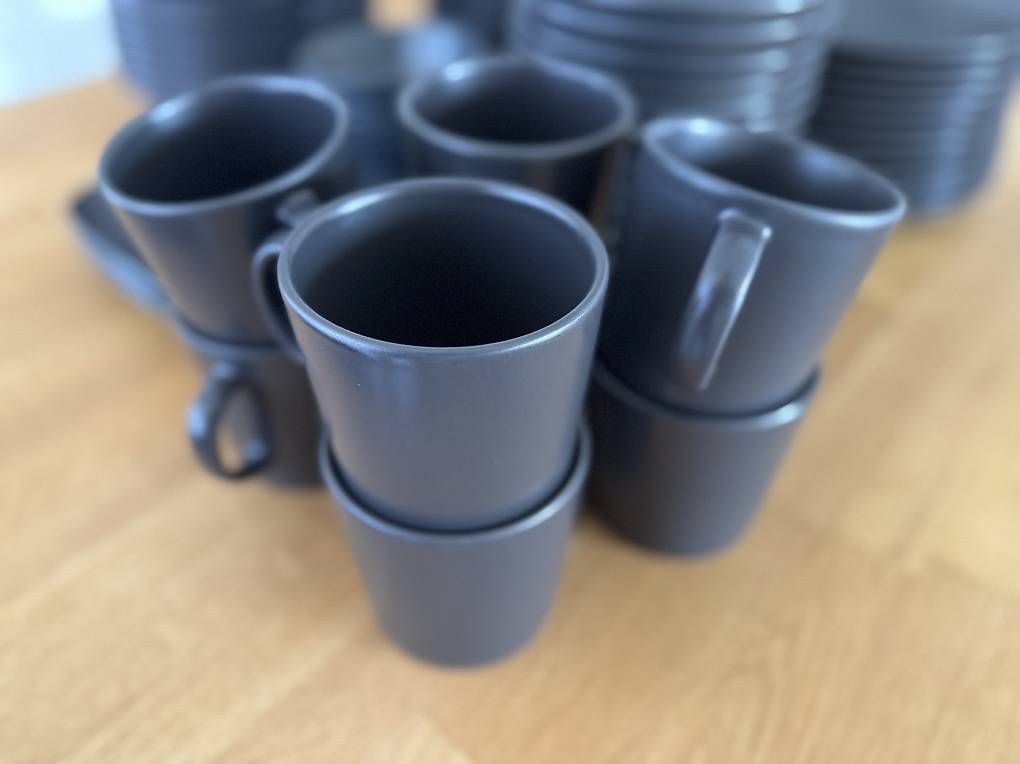 Ikea Set di piatti: Geschirrset in Anthrazit, modernes Design – Usato da Stein AG venduto da noahstr 2