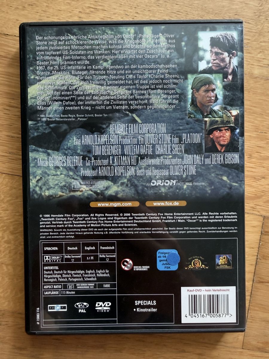 Tutti i DVDs: Platoon (1986) - DVD – Usato da Kölliken venduto da nerdorado 1