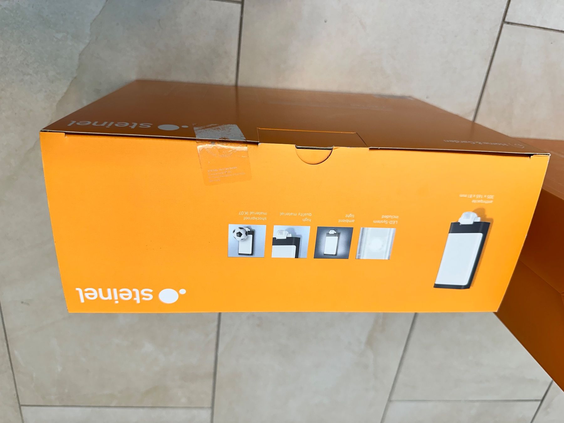 Steinel Lampadari & plafoniere: LED Aussenleuchte Steinel L 240 Neu mit Sensor – Nuovo (secondo la descrizione) da Othmarsingen venduto da daisy18 2