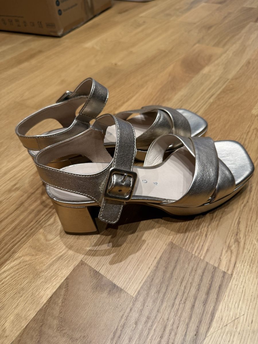 Gabor Damenschuhe: Neu Schuhe von Gabor  – Neu (gemäss Beschreibung) aus Steffisburg von nik_8m2z 1