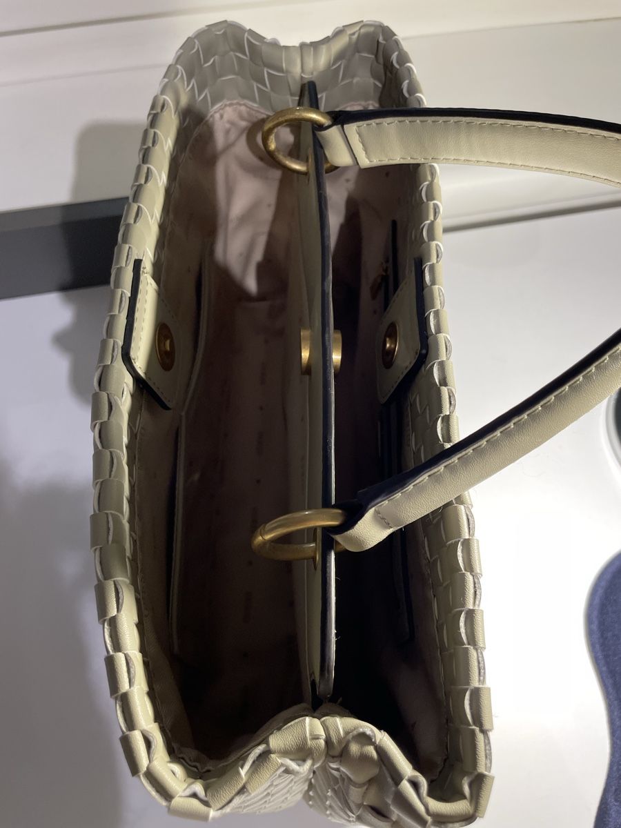 Guess Taschen für Damen: gewebte Handtasche von Guess – Gebraucht aus Niederlenz von fed_y5mw 4