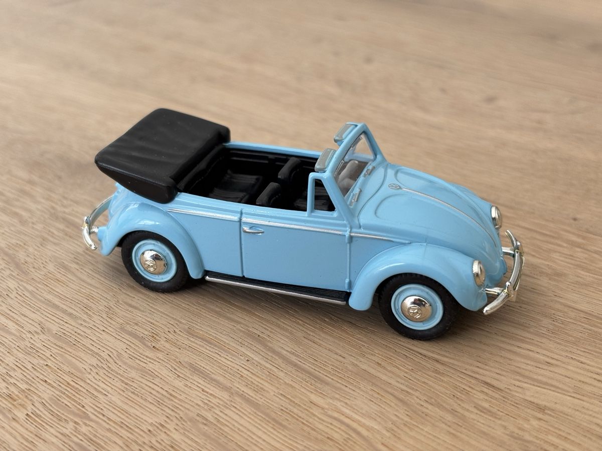 Volkswagen Modellini d'auto: 1 VW Käfer**Cabriolet**1:43** – Nuovo (secondo la descrizione) da Volketswil venduto da Car6 1