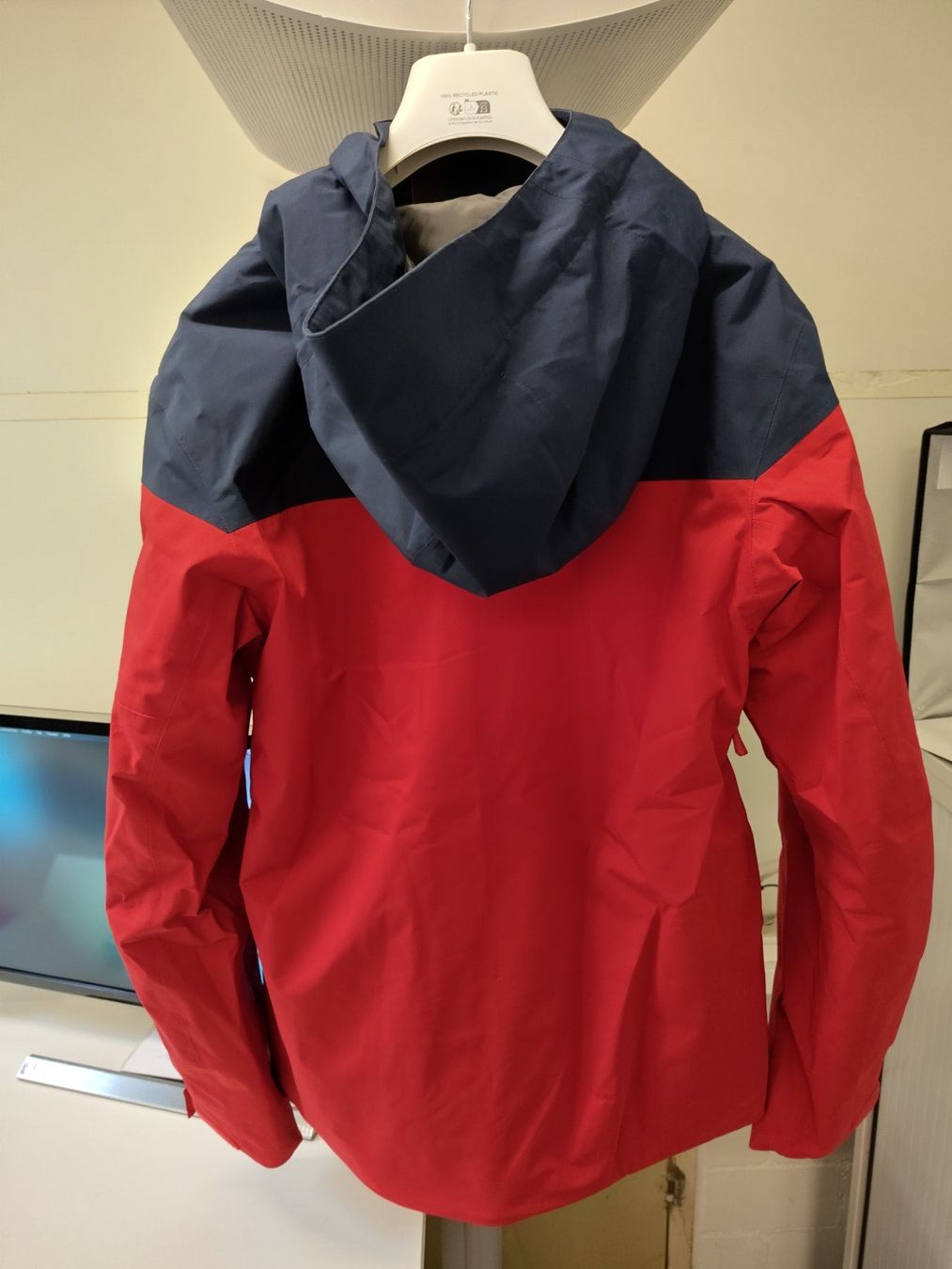 Helly Hansen Giacche: Helly Hansen - Gravity Jacket Gr. S/P – Nuovo e nell'imballaggio originale da Dällikon venduto da Retouren_Resale 1
