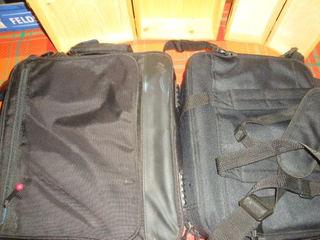 2 Laptop oder Reisetaschen