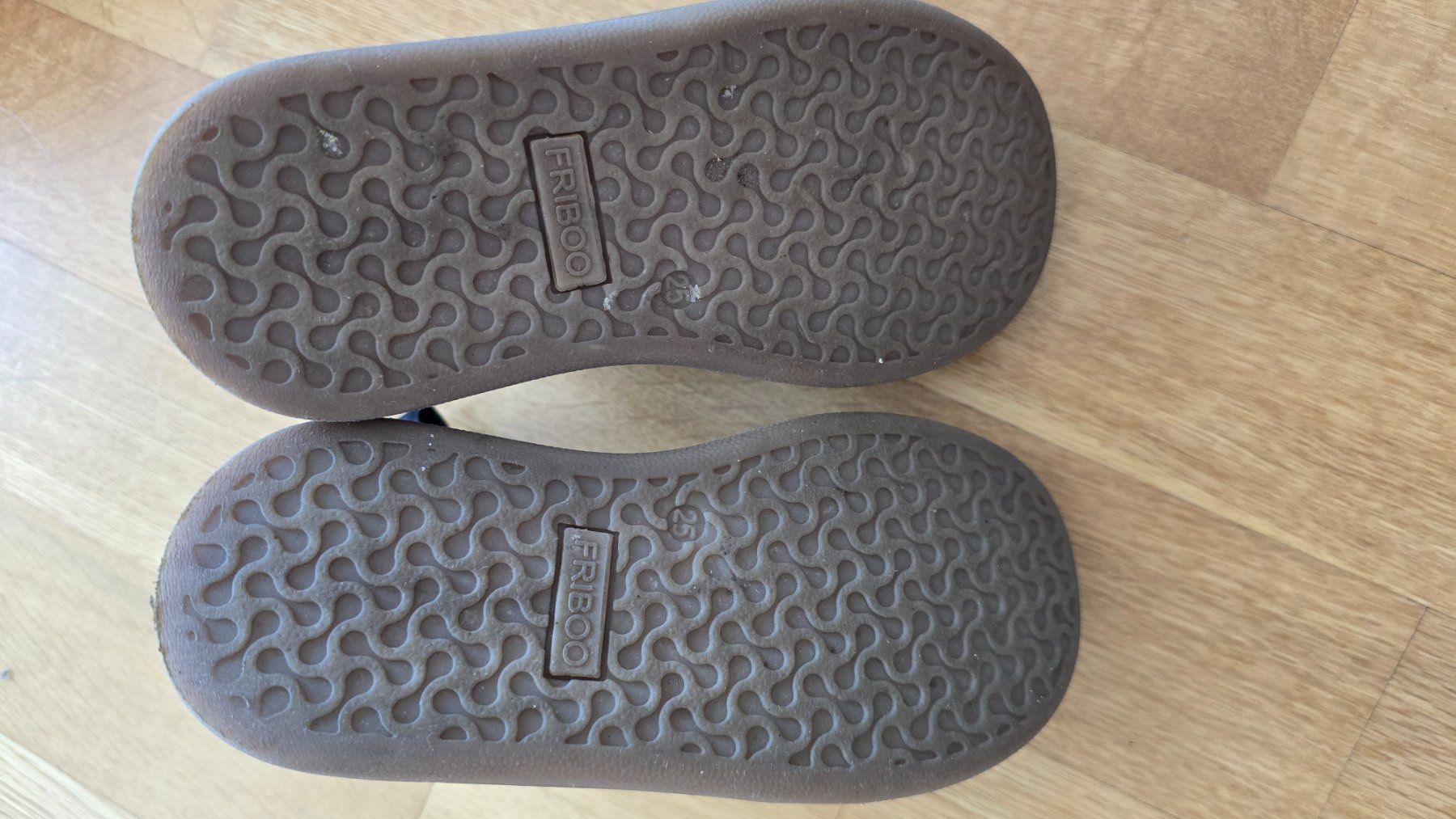 Friboo Scarpe per ragazze: Leder Schuhe FRIBOO gr.25 – Usato da Zürich venduto da Simfa 4