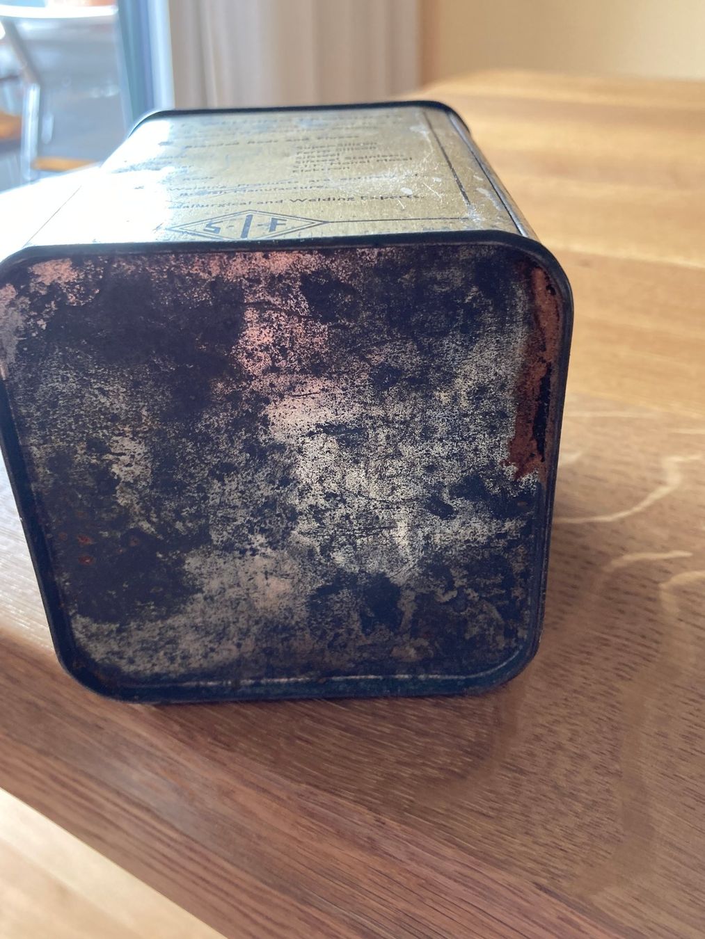 Tutte le decorazioni: Metall Büchsen mit Schweisser Bild – Usato da Stäfa venduto da koopjesnu 5