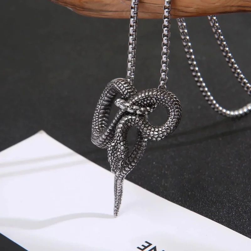 Ketten: Snake necklace – Neu und originalverpackt aus Aarburg von StavFashion 7