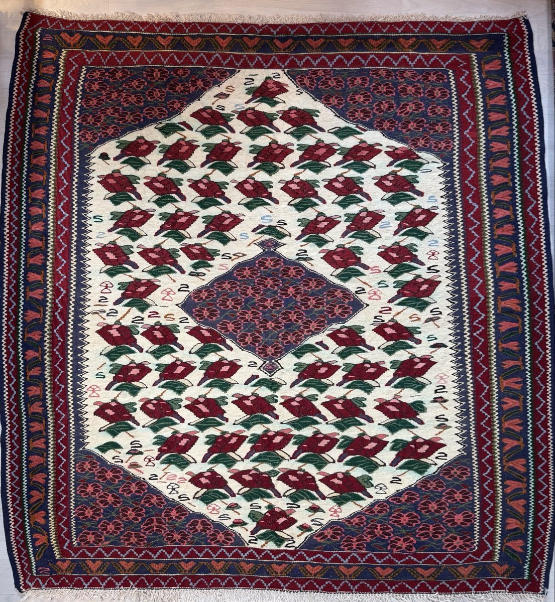 Kelim Tappeti: Echter Orientteppich,  Kelim 137x143.cm – Usato da Büron venduto da Filadefia-888