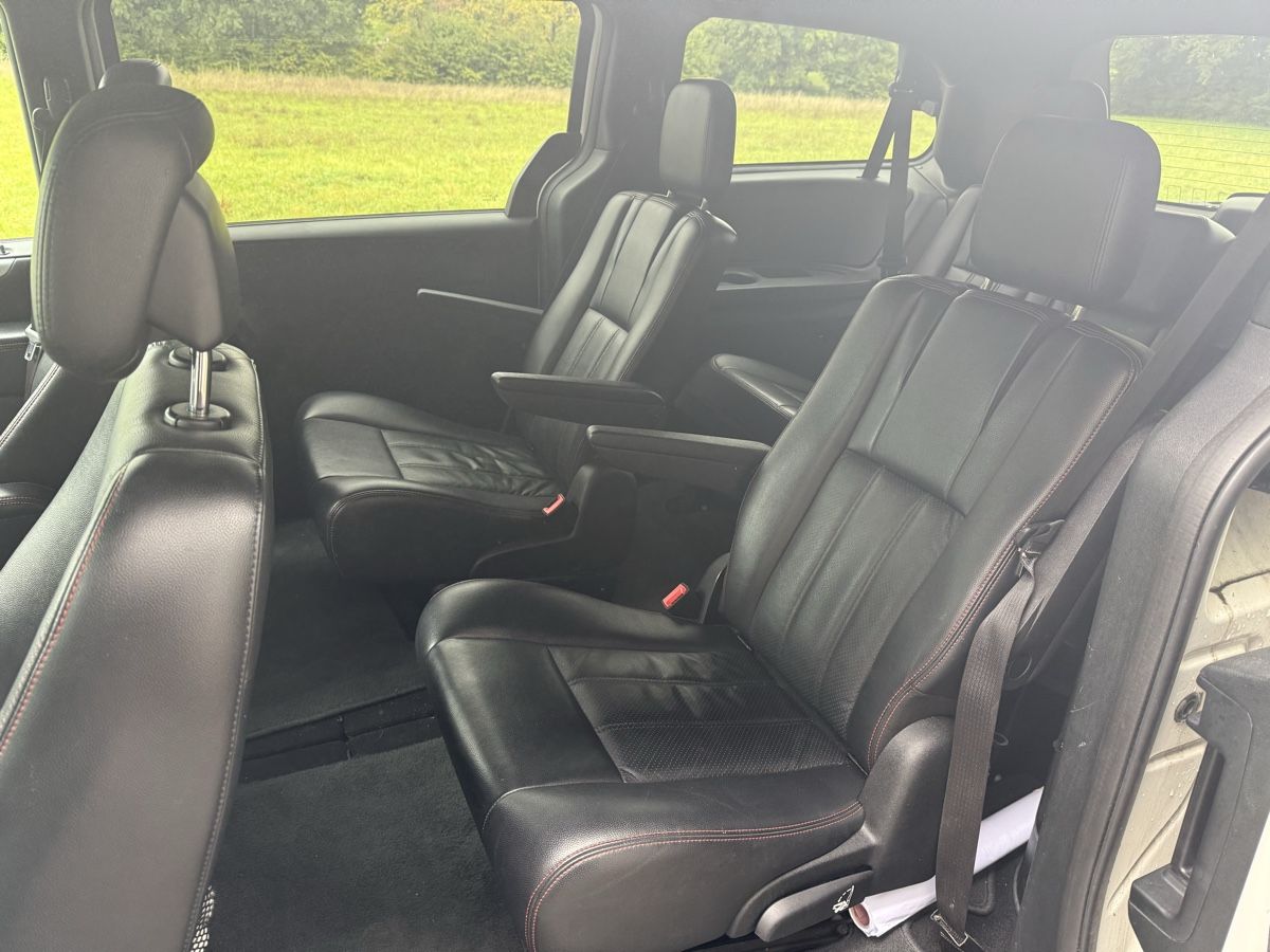 Dodge Automobili: Dodge Grand Caravan 3.6 V6 – Usato da Bösingen venduto da Demoda 4