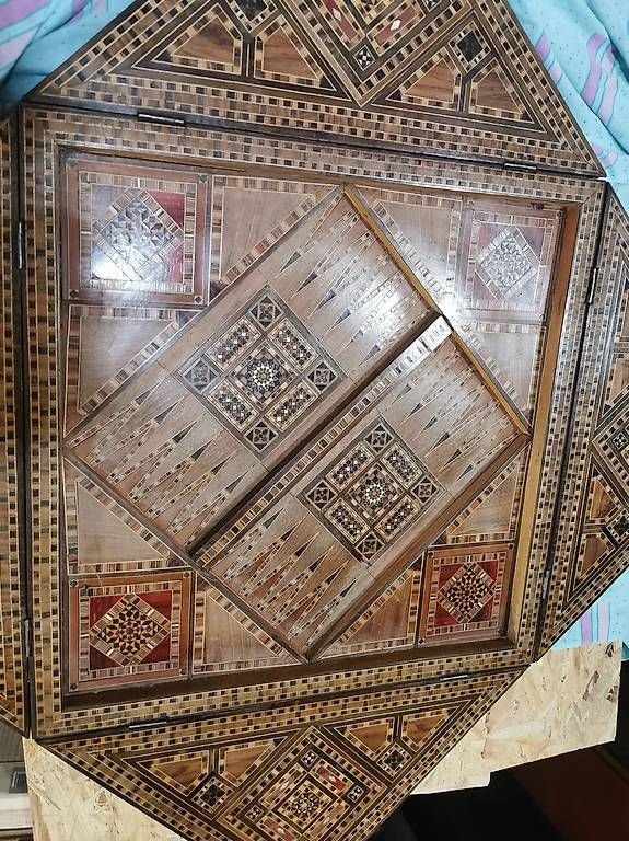 Tische: Table de jeu marqueterie orientale – Gebraucht aus Bulle von pmcavalheiro 2
