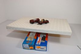 2 Roco Güterwagen ( 697 )