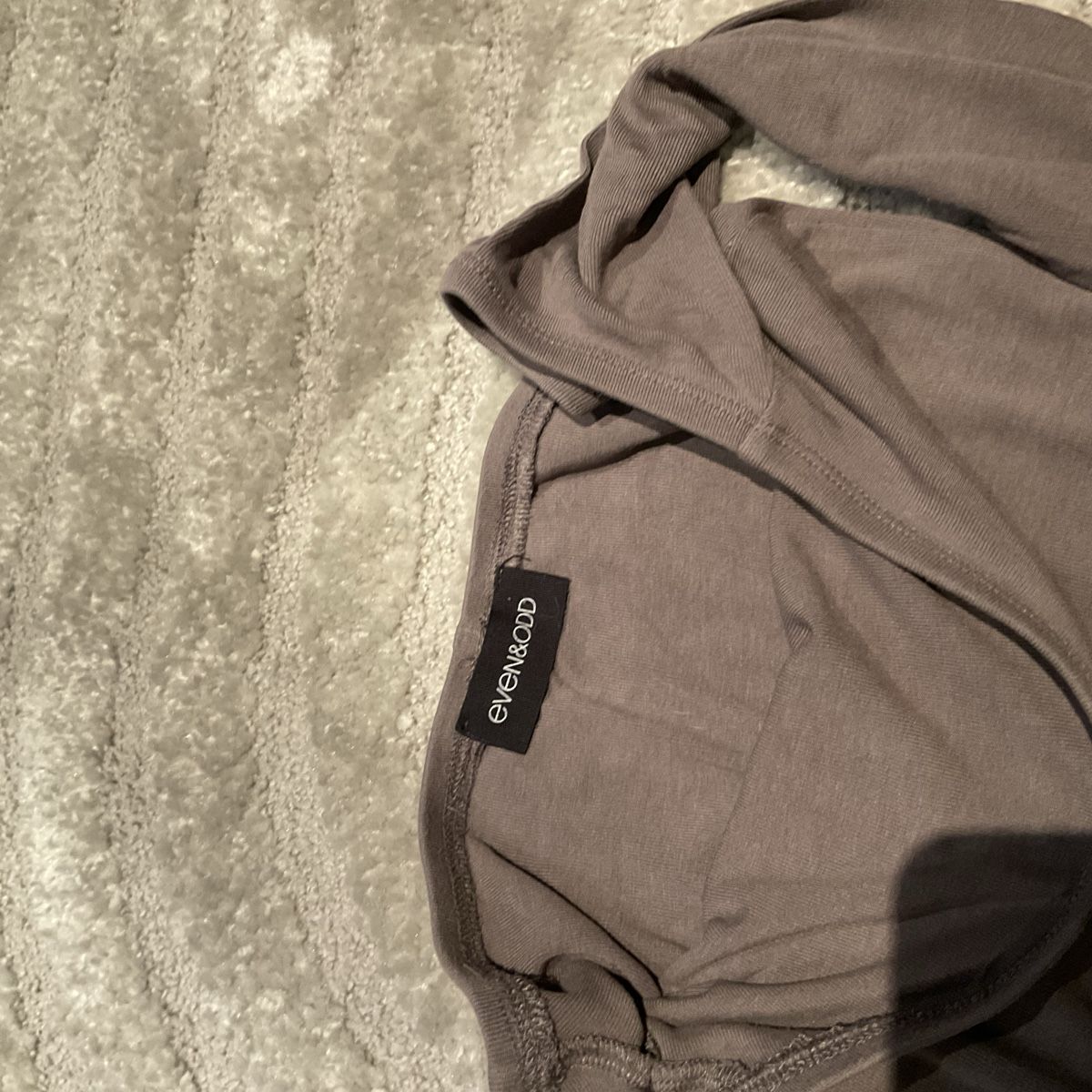 Top: Off shoulder crop top EVEN&ODD size S used condition – Usato da La Chaux-de-Fonds venduto da joa_jk5g 1